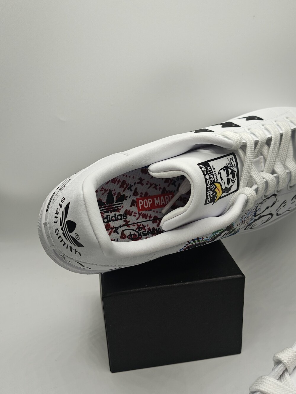 adidas Stan Smith X Disney X Kasing lung (Labubu) W8 - Picture 5 of 5